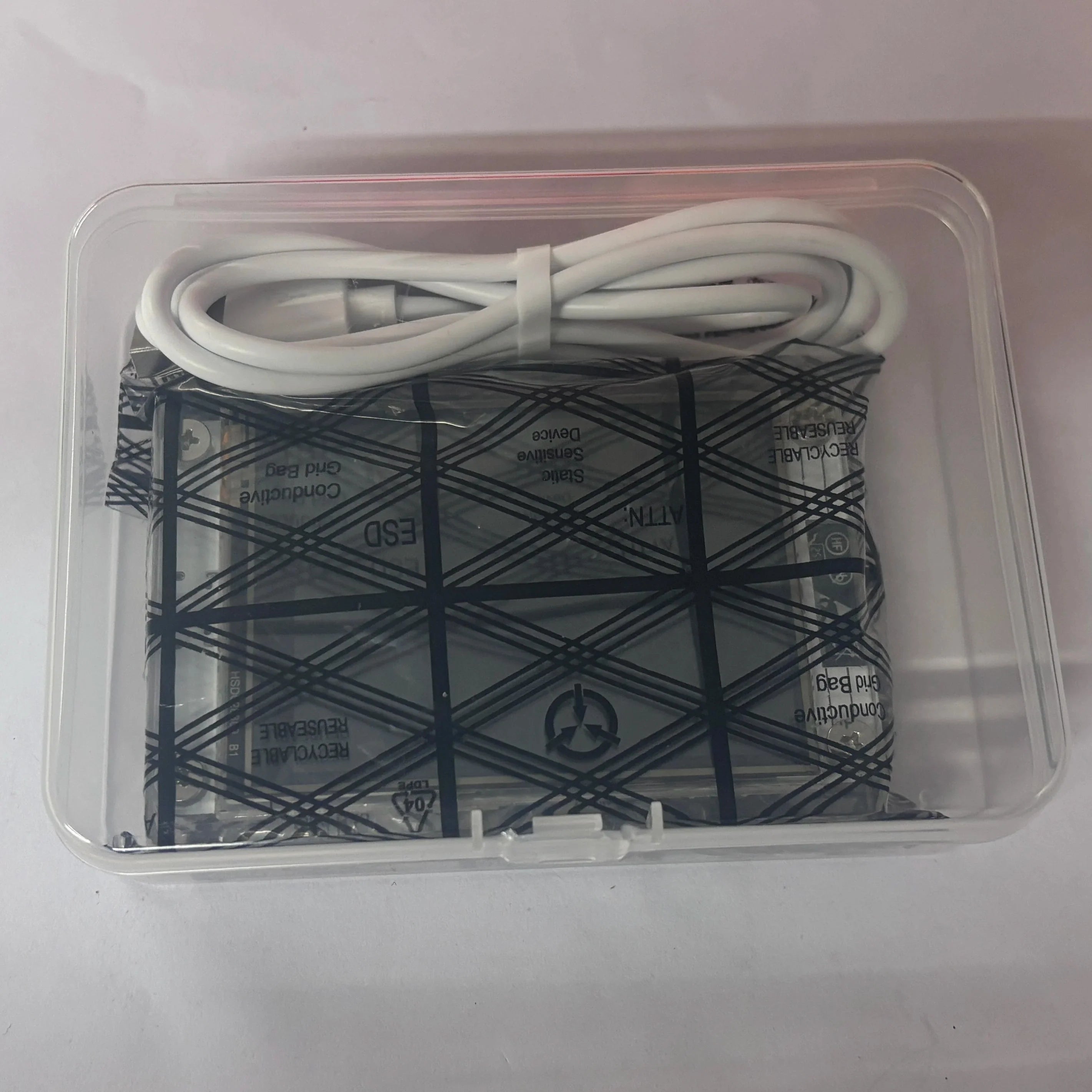 ESP32 HaleHound WiFi & Bluetooth Signal Monitor with 2.8” Touchscreen and Acrylic Case